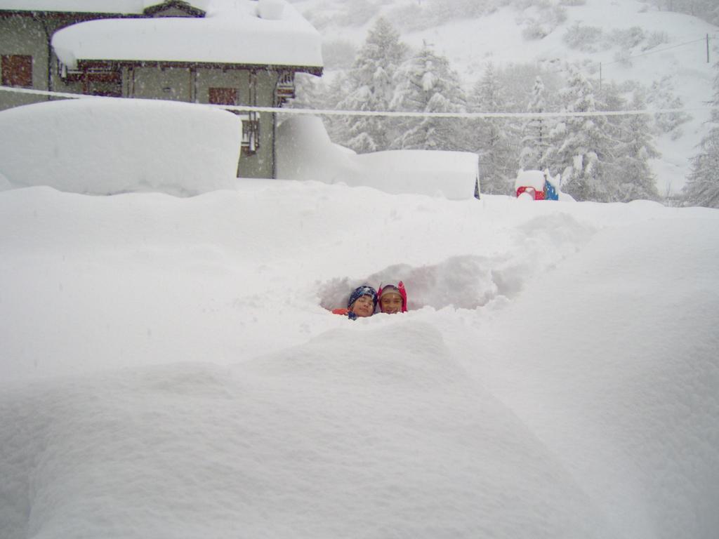 Casa Grande Apartment Pragelato Exterior photo
